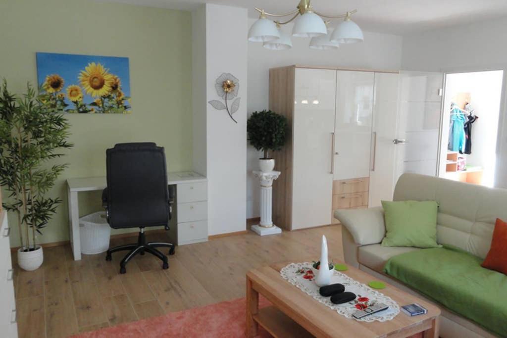 Top 2 Zi-Wohnung, 350 m zum See FDH Exterior foto